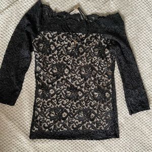 Black Lace off the shoulder top size M new with choker